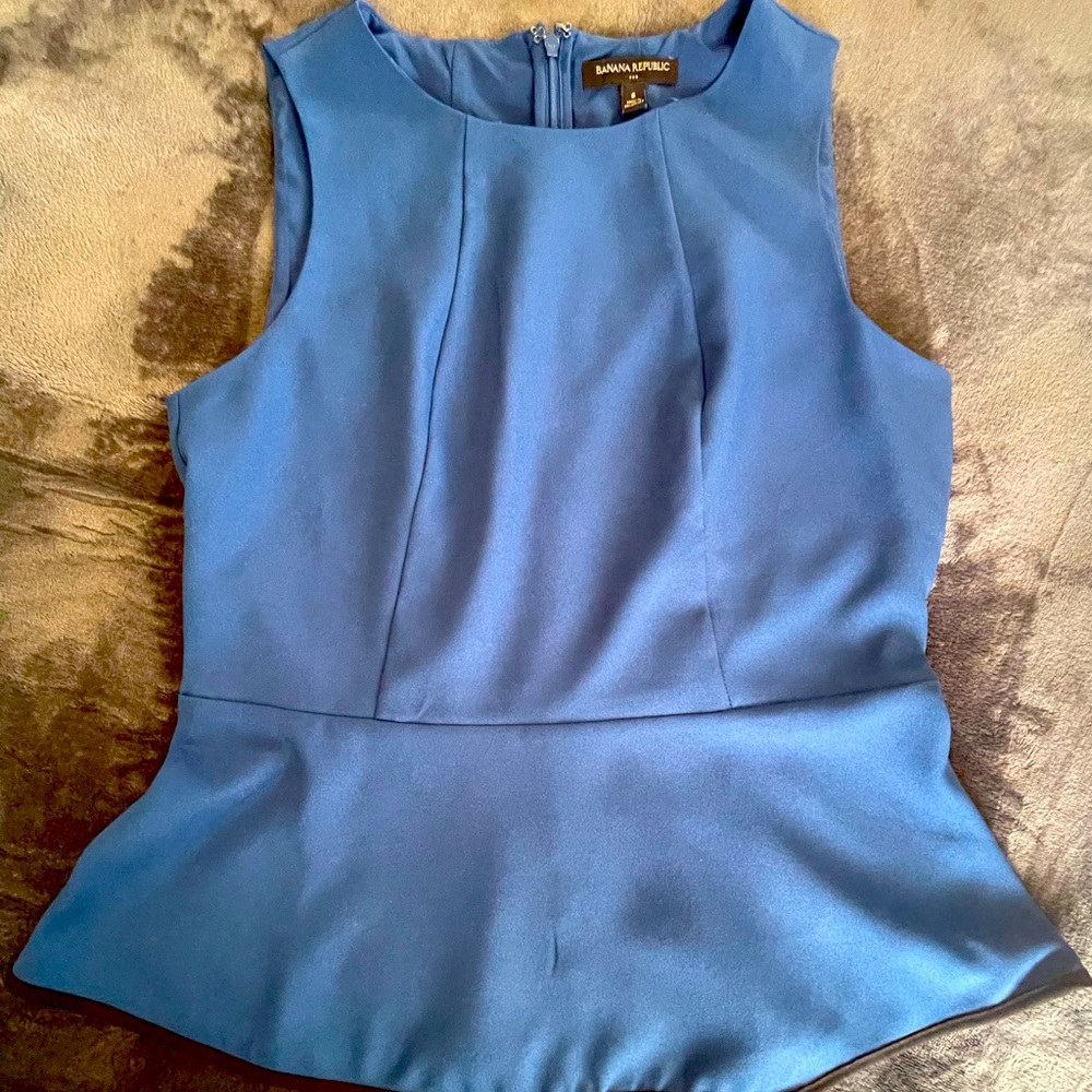 Banana Republic Blouse, size 8, peplum, blue